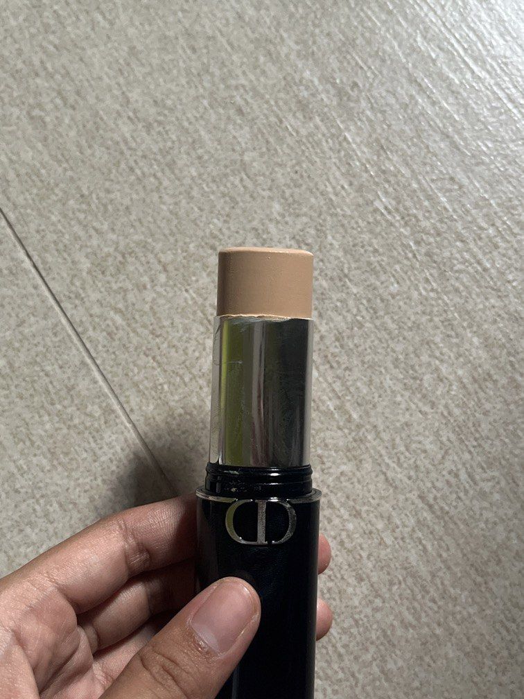 Dior stick foundation code 2N include postage (Category: Makeup) located in Tumpat. Submitted by kaskaseh (Listing ID 1460013586, Image 3). Description: bought in Japan reason to letgo: wrong code just 2x swatch only .