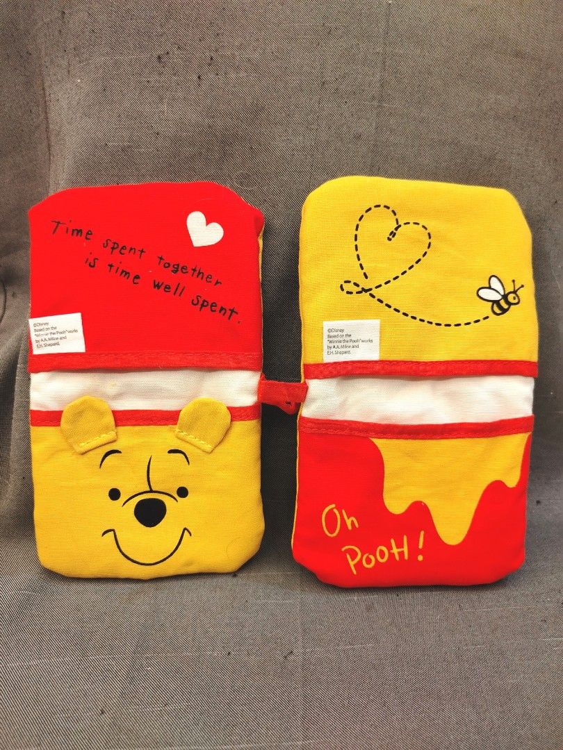 Disney Pooh Kitchen Potholder Set (Category: Other Kitchenware & Tableware) located in San Fernando. Submitted by jpmarketplace2023 (Listing ID 1460046044, Image 2). Description: 💚 All items are authentic from Japan. 💛 MOP: GCash (❌️ GCash Protect) 🩵 MOD: LBC only (❌️ S. Checkout, COD, COP) 💙 Meet-up: Vista Mall, San Fernando, Pampanga 💜 All items are on-hand. 🧡 First to pay gets the item first. ❤️ Breakable items are packed with care and c