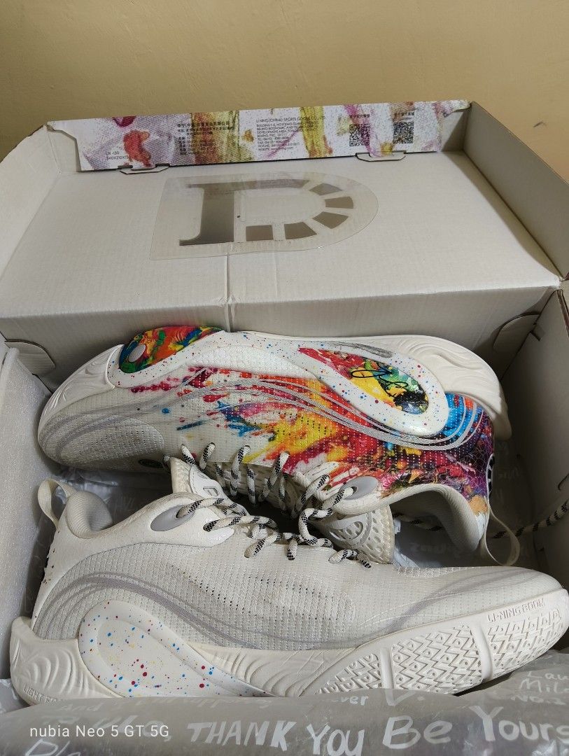 DLO 1 Fireworks (Category: Sneakers) located in Caloocan City. Submitted by kevin11ks20187 (Listing ID 1459940092, Image 1). Description: DLO 1 Fireworks Size 10.5.