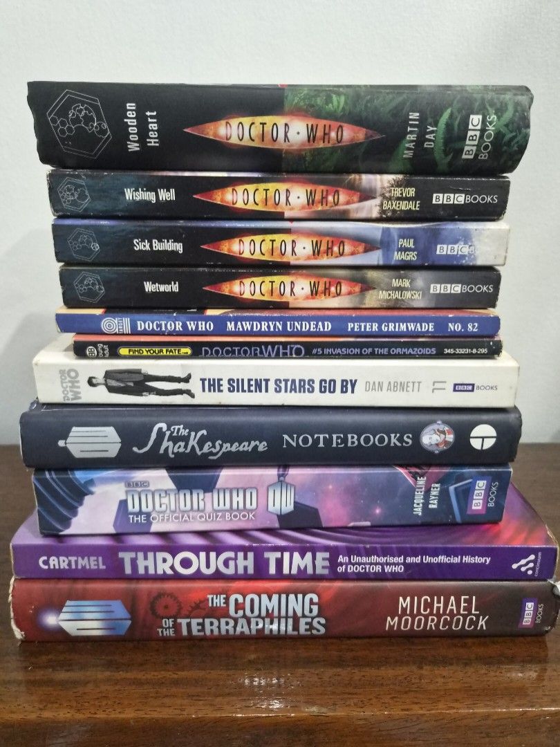 Doctor Who Book Bundle (Category: Storybooks) located in Paranaque City. Submitted by recklessflyer (Listing ID 1422684972, Image 1). Description: Set of Doctor Who books for P1000! Instant collection! Includes the hardcover Shakespeare notebooks! Location is Paranaque but I can also schedule pickup or deliver from Mandaluyong on certain work days. MOP is via Maya, BPI QR or Gcash. Delivery via LBC COP, Gogoxpress, lalamove, J&t, or grab..