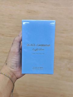 (Category: ) located in . Submitted by luxuryfragrances (Listing ID 1459915655, Image 1). Description: .