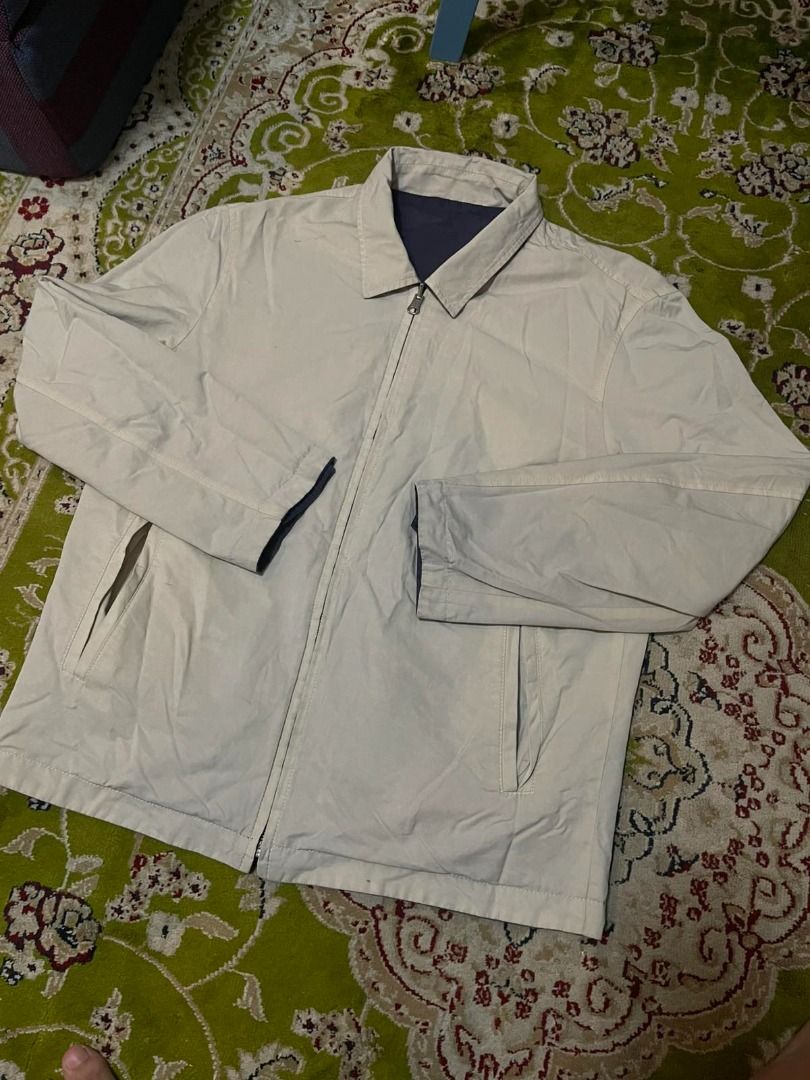 Double-Sided Work Jacket (Navy & Beige) (Category: Coats, Jackets and Outerwear) located in Antipolo. Submitted by Benjgeronimo (Listing ID 1460056911, Image 1). Description: Unbranded Double-Sided Work Jacket (Navy & Beige) Price: ₱300 Details: - Unbranded - Reversible/double-sided - Navy side and Beige side - Work jacket style Color rate: 6/10 Dimensions: 26x20.5 in Condition: - Needs wash - Navy side is faded - Beige side is kinda dirty - Colo