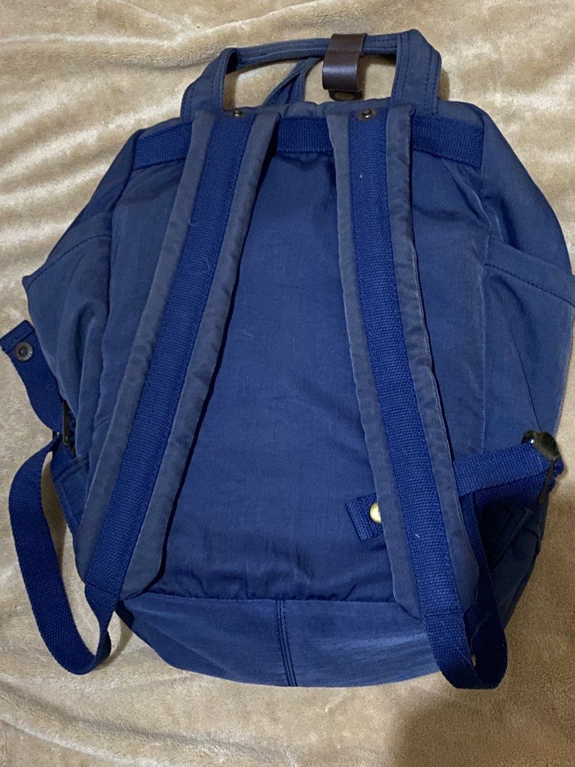 Doughnut Macaroon Backpack (Category: Backpacks) located in Taytay. Submitted by berlinasaur (Listing ID 1459921778, Image 2). Description: Used Been stored for a long time so it's really dirty (check photos) Needs washing.
