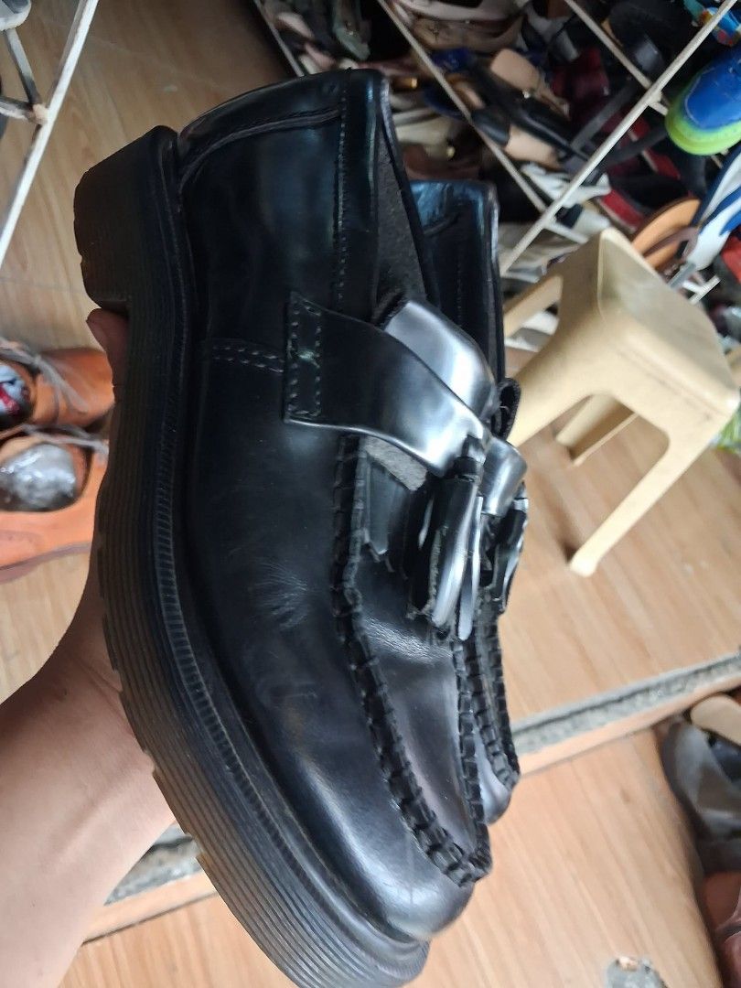 Dr martens Adrian loafers (Category: Loafers) located in Koronadal. Submitted by glads08089 (Listing ID 1460038592, Image 3). Description: DMs Adrian loafers size 36 have minor hilldrag.