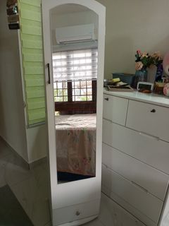 (Category: ) located in . Submitted by lubitales (Listing ID 1460071108, Image 1). Description: .