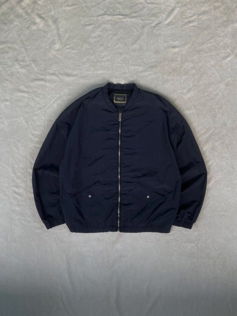 (DUCK) winbreaker (Category: Coats, Jackets and Outerwear) located in Cagayan de Oro. Submitted by michaelpecenio (Listing ID 1460101718, Image 1). Description: (DUCK) black winbraker measurements (zero start in inches) length / 24.5 width / 22 sleeve length / 20 color rate 10/10 high quality fabric good condi no issue mine 350.