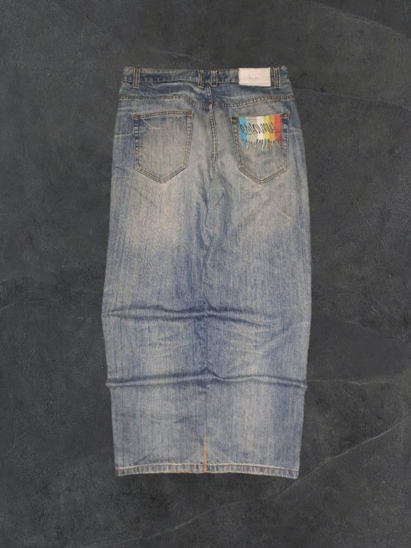 Ecko UNTLD Embroided Baggy Jeans (Category: Jeans) located in Subic. Submitted by i_nsigniaa (Listing ID 1460073125, Image 2). Description: Dimes: 36W 44L(from waist to hem) Issue: Patched inseam Loc: Olongapo.