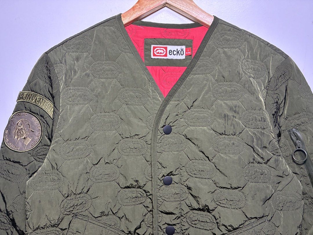 Ecko unltd quilted jacket (Category: Coats, Jackets and Outerwear) located in Manila. Submitted by egayfinds420 (Listing ID 1460005344, Image 3). Description: ECKO UNLTD QUILTED JACKEG😍🥶 EXCELLENT CONDITION COLOR RATE 9.5/10 OR BETTER SMALL 20 x 26 .