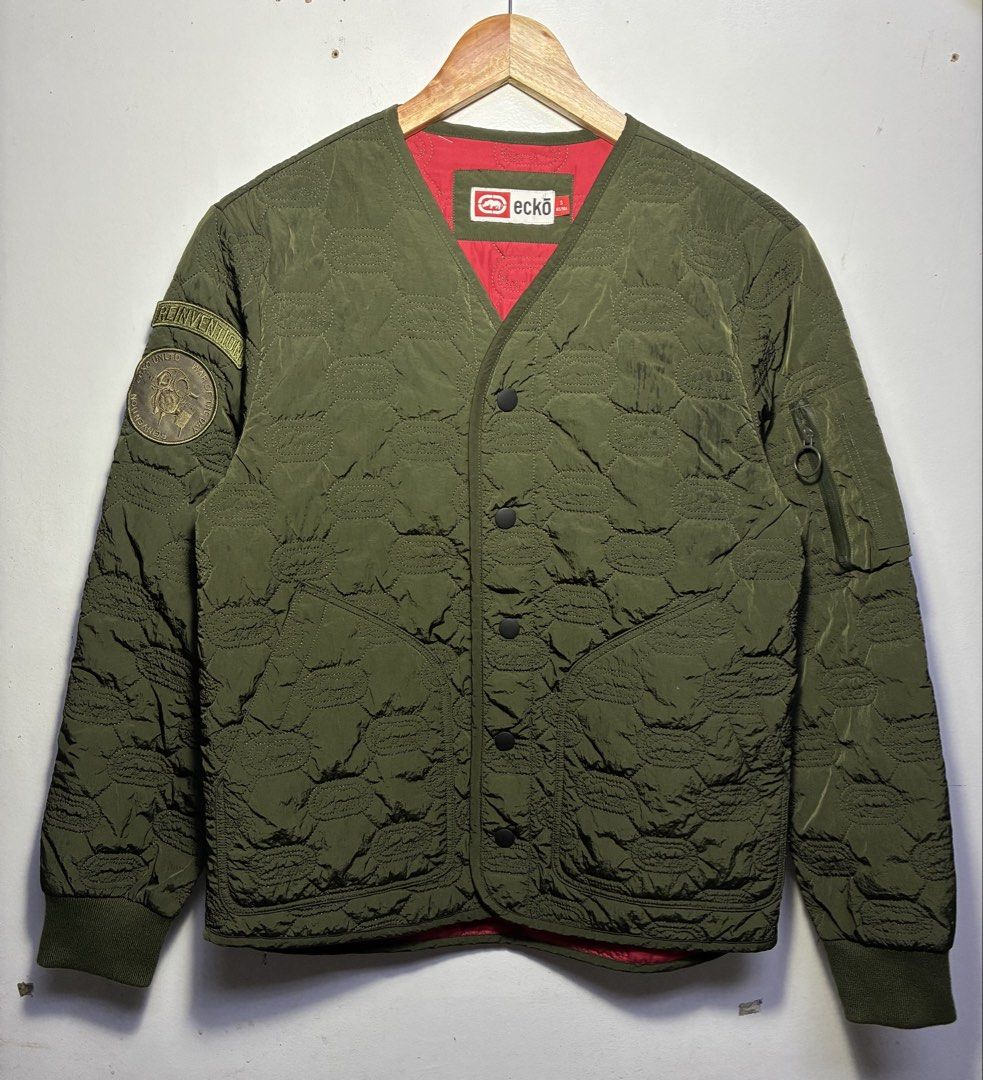 Ecko unltd quilted jacket (Category: Coats, Jackets and Outerwear) located in Manila. Submitted by egayfinds420 (Listing ID 1460005344, Image 1). Description: ECKO UNLTD QUILTED JACKEG😍🥶 EXCELLENT CONDITION COLOR RATE 9.5/10 OR BETTER SMALL 20 x 26 .