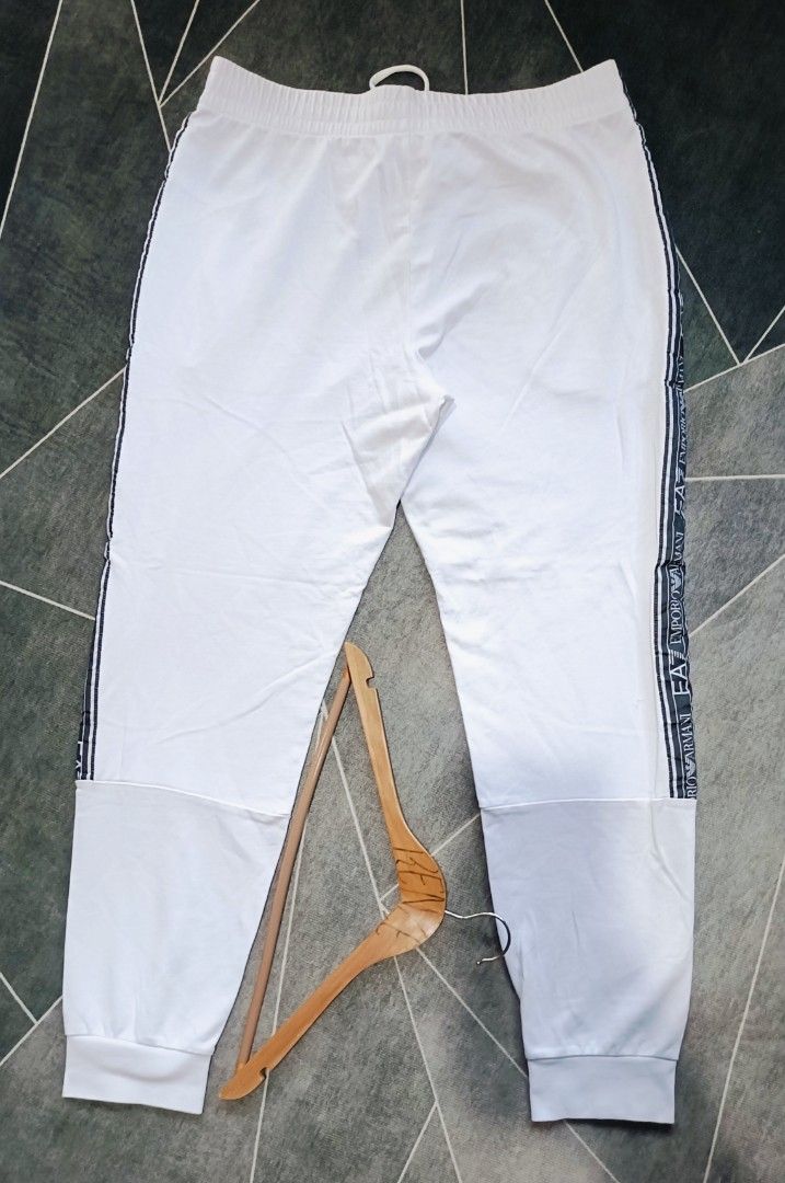 Emporio Armani Track Pants (Authentic) (Category: Joggers) located in Cebu City. Submitted by renzecamingay (Listing ID 1460034294, Image 3). Description: Emporio Armani EA7 Track Pants Good as New Large to XL fit Waist 34/36 Length 40.5 950 Plus ship Only Thank you and GOD bless ☺️.