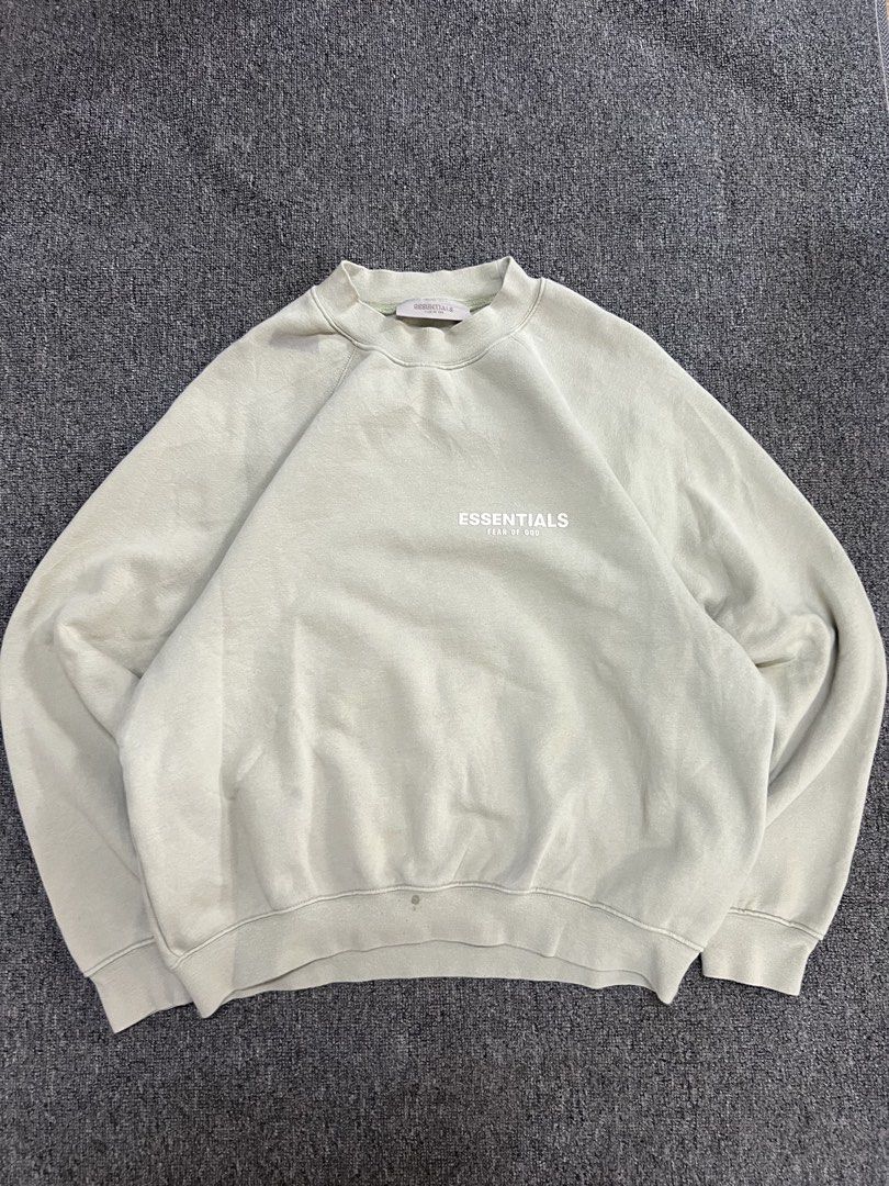 ESSENTIALS Crew Neck Beige LS Sweater (Category: Coats, Jackets and Outerwear) located in Cebu City. Submitted by beyond.curations (Listing ID 1459927868, Image 1). Description: ESSENTIALS Crew Neck Beige Long Sleeve Sweater Size : Small - Medium Loosy Authentic.