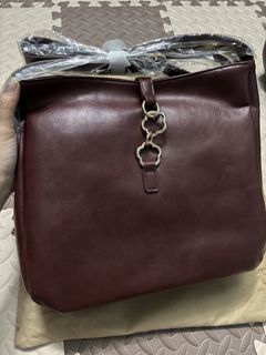 (Category: ) located in . Submitted by sandee_preloveshop (Listing ID 1460046946, Image 1). Description: .