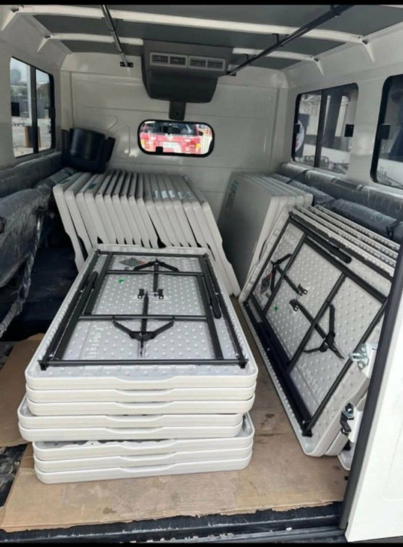 folding table (Category: Other Kitchenware & Tableware) located in Manila. Submitted by nixdcruz (Listing ID 1460044339, Image 1). Description: Foldable metal table 4feet 5feet 6feet black and white available.