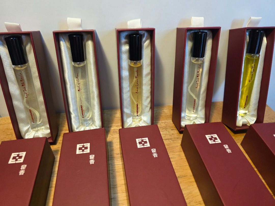 Forward Perfume Samples in Gift Boxes (Category: Fragrance & Deodorants) located in Makati City. Submitted by declutternow_85 (Listing ID 1459999902, Image 1). Description: Royal Jade Milk-Matcha x 2 Myrrh Of The Ram Orange Latern Popsicle The Poisoned Rice Tea 10ml each P2,500 each 📍Makati .