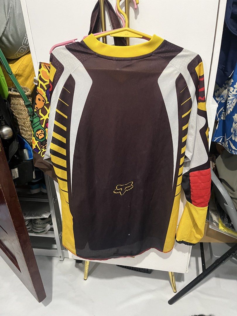Fox Game Worn Jersey (Category: Activewear) located in Manila. Submitted by thriftspectrum (Listing ID 1459922610, Image 2). Description: Fox Vintage Game Worn Jersey Worn by DMX in the "Where the hood" at MV.