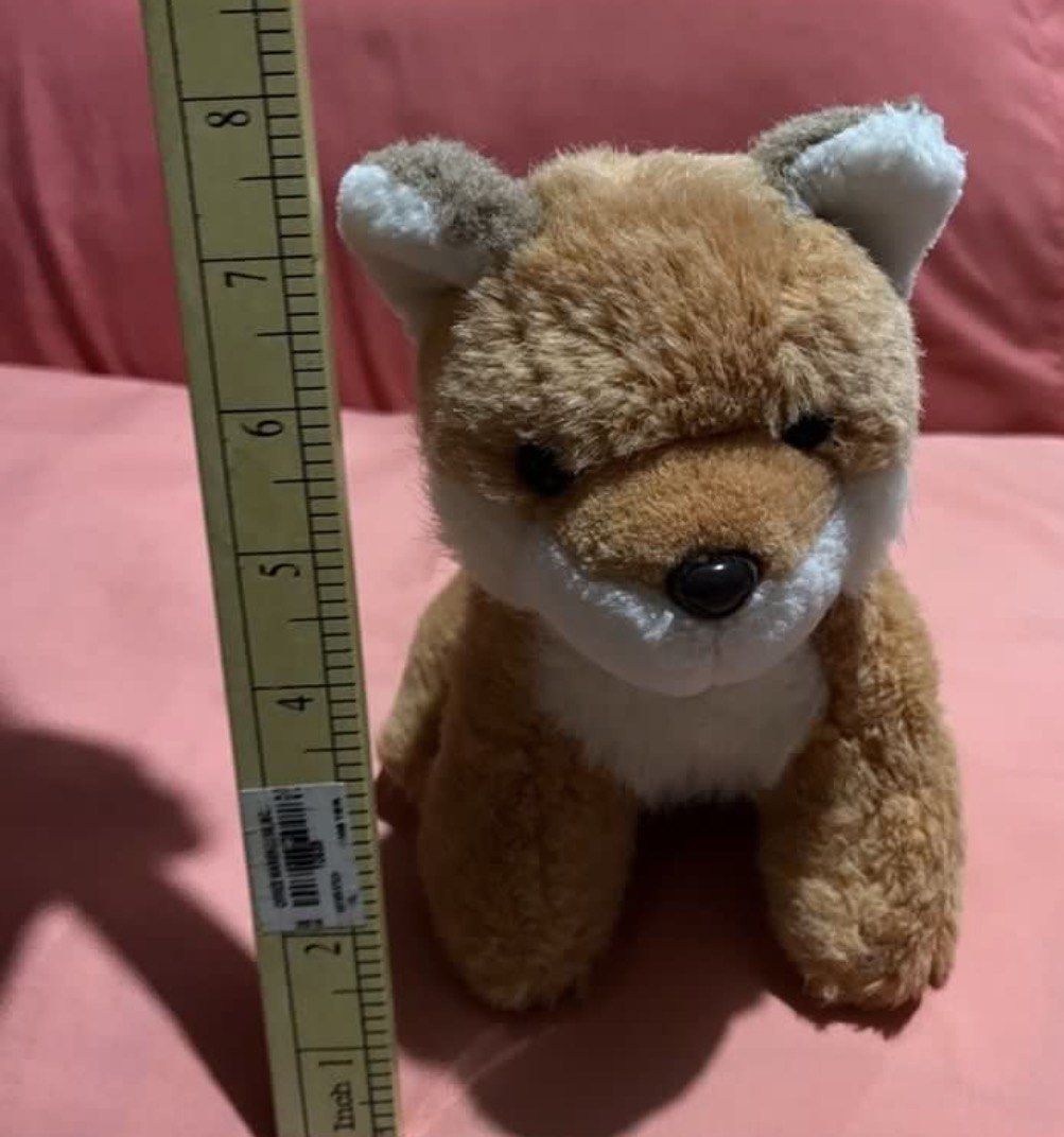 Fox orange #2 (SALE) (Category: Everything Else Others) located in Paranaque City. Submitted by bonsaiart (Listing ID 1460091388, Image 3). Description: Pre owned Good condition 85(fixed) +sf via GCASH or paymaya No to meetup No to cop / cod Shipping via j&t only No breaking of set or bundle.