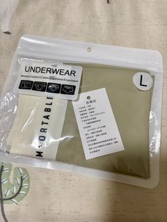 由 _lilith_vintage (刊登 ID 1460075803，圖片 1) 提交，位於 的 (類別：)，說明：。
