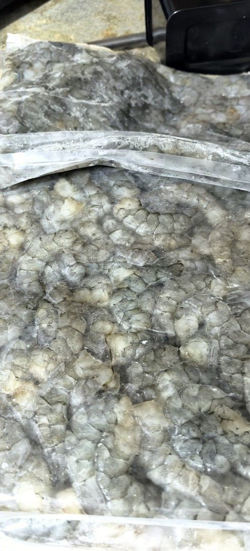 Frozen Peeled Shrimp 1kilo (Category: Chilled & Frozen Food) located in Makati City. Submitted by reiven2017 (Listing ID 1460078493, Image 2). Description: - Frozen peeled and deveined shrimp - Convenient 1kg - Thaw and cook in minutes - Ideal for quick and easy meals - Keep frozen until use.