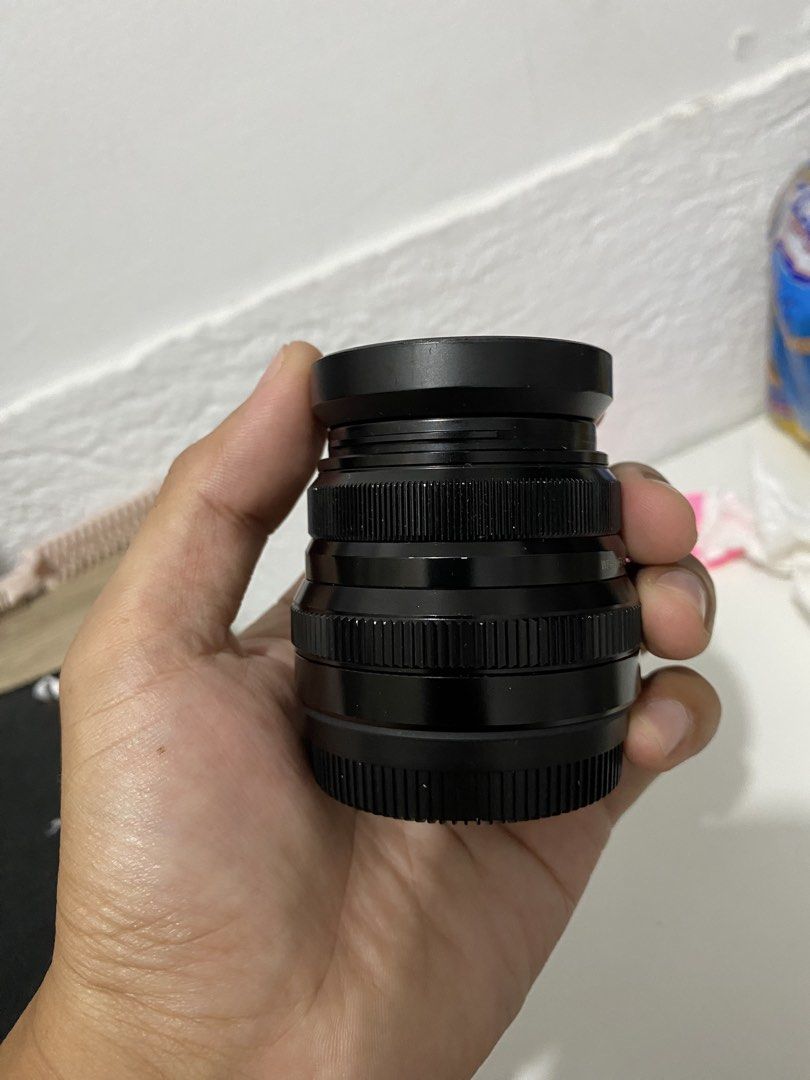 fujinon 35mm f2 (Category: Lens & Kits) located in Manila. Submitted by rwnfr (Listing ID 1460099183, Image 3). Description: Good condition no issue box manual hood.