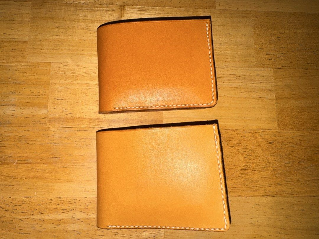 Full Grain Leather Wallet (Category: Wallets & Card holders) located in Malolos. Submitted by ayenkintz123 (Listing ID 1459944907, Image 1). Description: Full-Grain Cowhide Leather 100% Handmade Silang Cavite MOP: Gcash, Bpi, Cash MOD: Lalamove, J&T, Pick-up Made by hand, so slight irregularities may occur. No Refund! Color may vary slightly due to lighting! - Simple, timeless design suitable for everyday use - Slim profile fits comfortably in yo