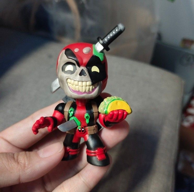 Funko Marvel Zombies Mystery Mini Deadpool Taco Figure (Category: Designer & Blind Box Toys) located in Quezon City. Submitted by dncpreloved (Listing ID 1459965839, Image 1). Description: - Funko Marvel Zombies Mystery Mini Figure - Character: Deadpool with Taco - Series: Marvel Zombies - Condition: Good (figure) - Includes original box - Ideal for Marvel fans and collectors.