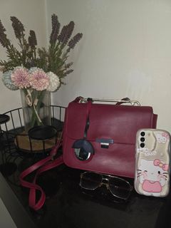 (Category: ) located in . Submitted by yesviolet (Listing ID 1460077266, Image 1). Description: .