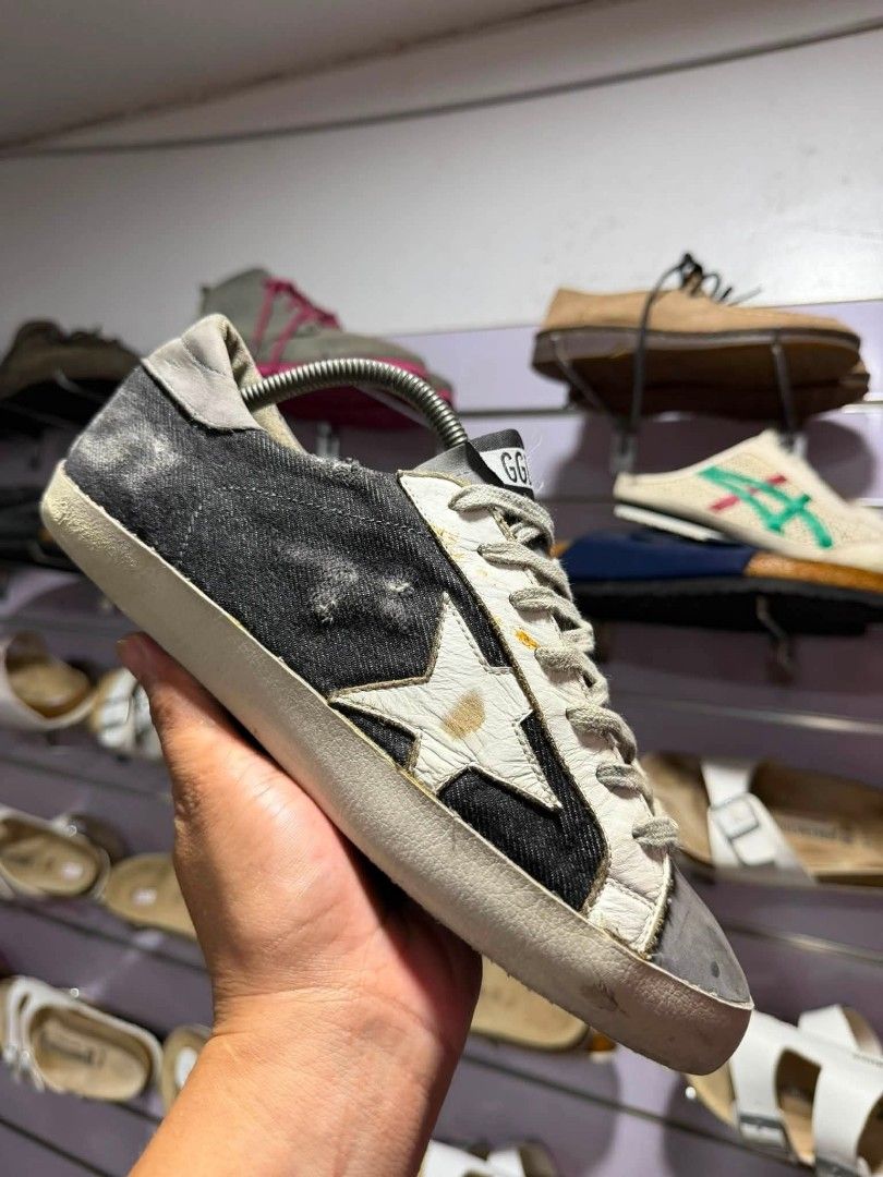 GGDB BLACK COLOR STAR-WHITE (Category: Sneakers & Footwear) located in Davao. Submitted by gg_buynsell (Listing ID 1460071575, Image 2). Description: AUTHENTIC GGDB SHOES. SIZE 41, SLIGHTLY USED ONLY VERY GOOD CONDITION. PM FOR PRICE! TORIL/DAVAO LOCATED.