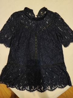 (Category: ) located in . Submitted by wardrobe14 (Listing ID 1459972018, Image 1). Description: .