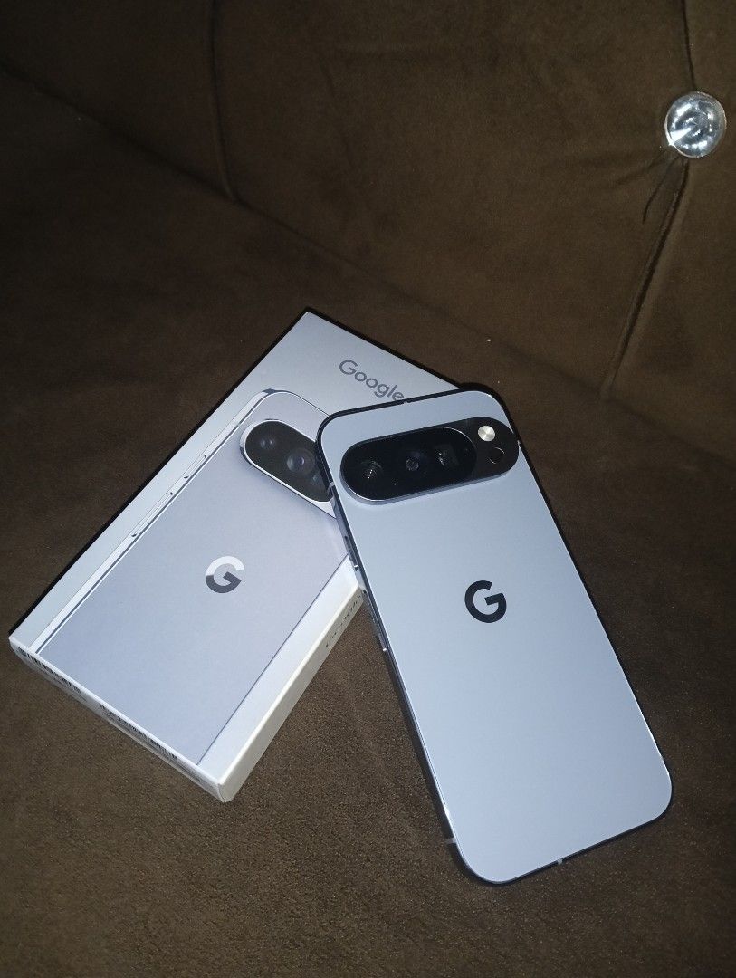 google pixel (Category: Google Pixel) located in Skudai. Submitted by tshmraaee (Listing ID 1460040055, Image 2). Description: Used for around 5 months • Excellent condition — no scratches / cracks • Everything works perfectly • Full set with box & accessories • Factory reset done.