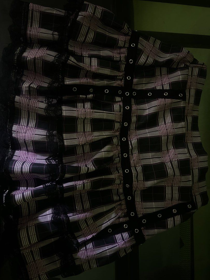gothic skirt (Category: Skirts) located in Muntinlupa City. Submitted by maria_777thriftfinds (Listing ID 1460069626, Image 2). Description: .