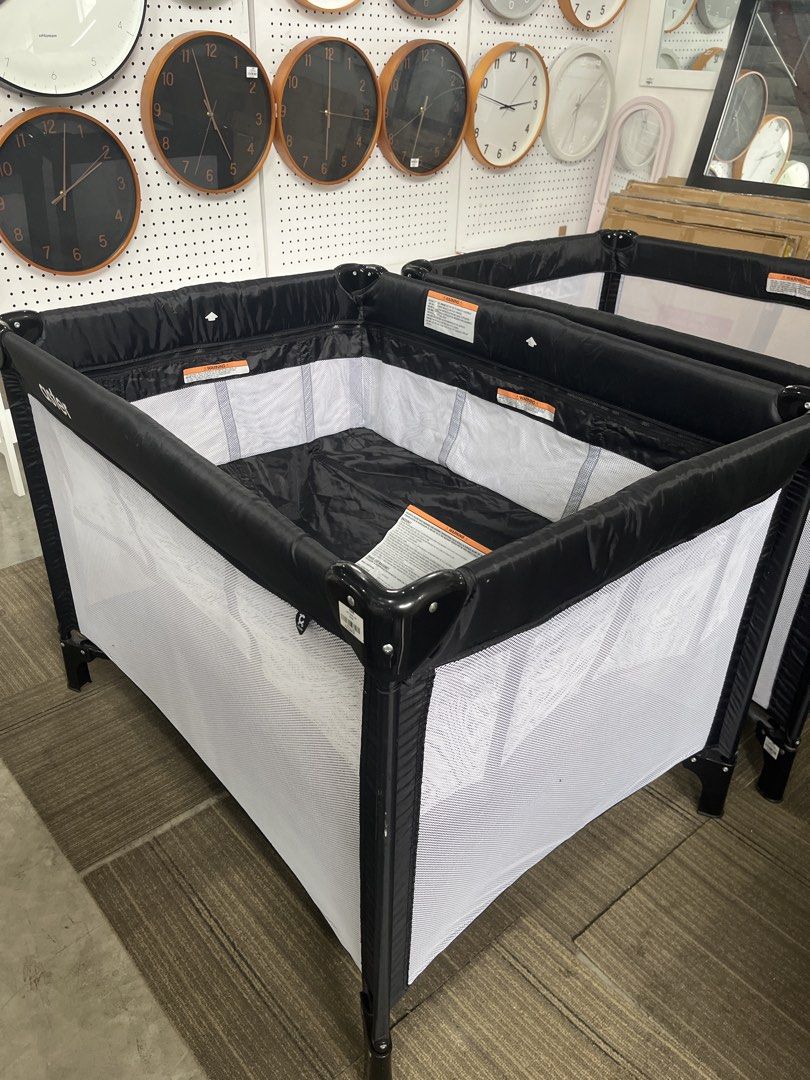 Graco Pack 'n Play Playard (Category: Cots & Cribs) located in Caloocan City. Submitted by hmr.gomez (Listing ID 1459930278, Image 1). Description: - Portable playard for babies - Mesh sides for excellent ventilation - Simple and quick to set up and take down - Comes with a comfortable padded mattress - Perfect for both travel and home use - Folds down compactly for easy storage - Instructions are included for hassle-free assembly - Two units are