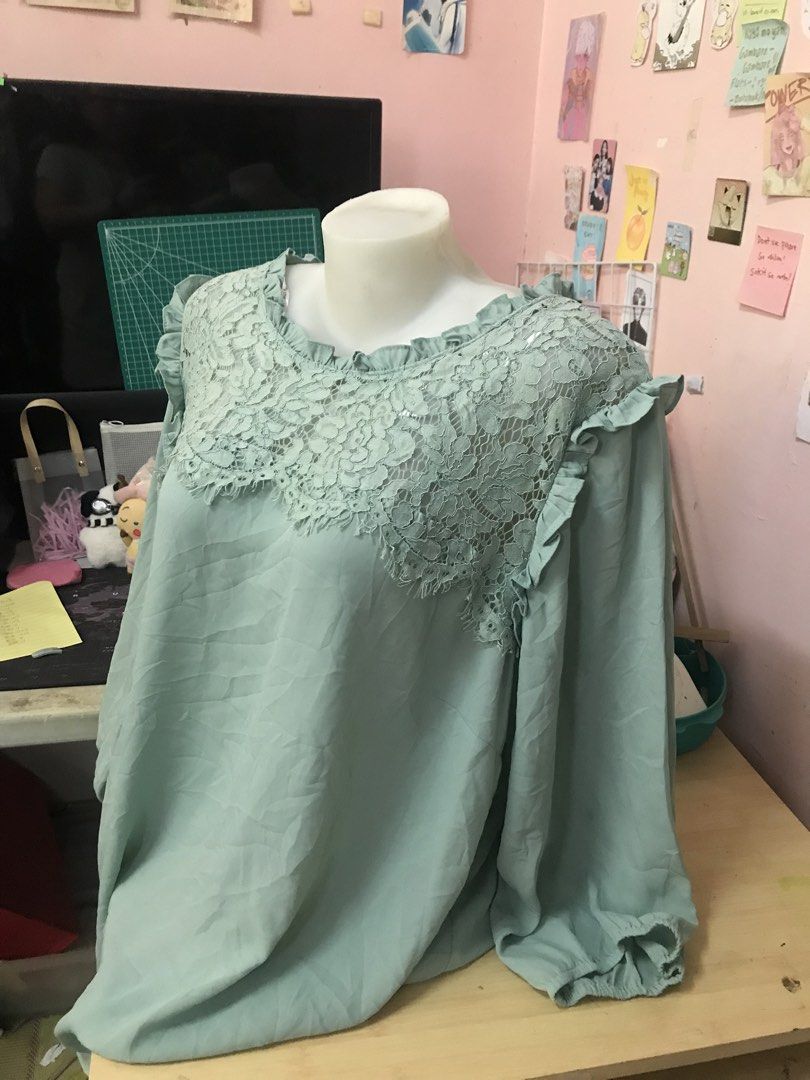 Green Blouse Plus Size XL (Category: Blouses) located in Davao. Submitted by joannen78 (Listing ID 1459935131, Image 1). Description: .