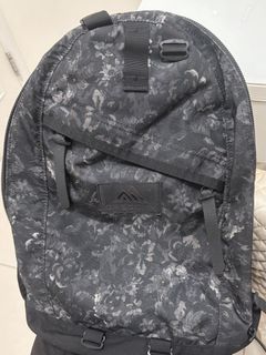 （分類：）位於 。 由 mifalu_xvx 提交（商品編號 1460009752，圖片 1）。簡介： 。