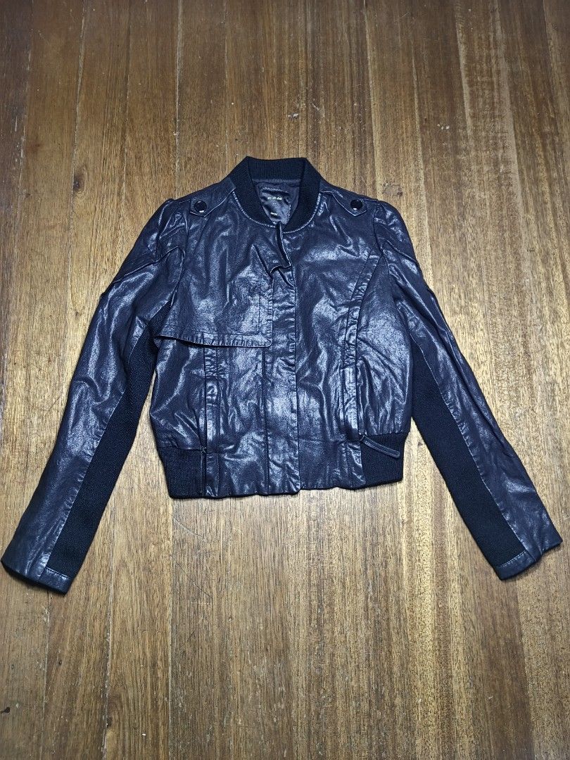 Grunge alternative Double dot lambs skin crop jacket (Category: Coats, Jackets and Outerwear) located in Mandaluyong City. Submitted by beloved_kirara (Listing ID 1460061736, Image 1). Description: good condition no issue dimension L 20 w 17.5 S 22 800 + sf location mandaluyong willing to meet up as long as it's near my area.