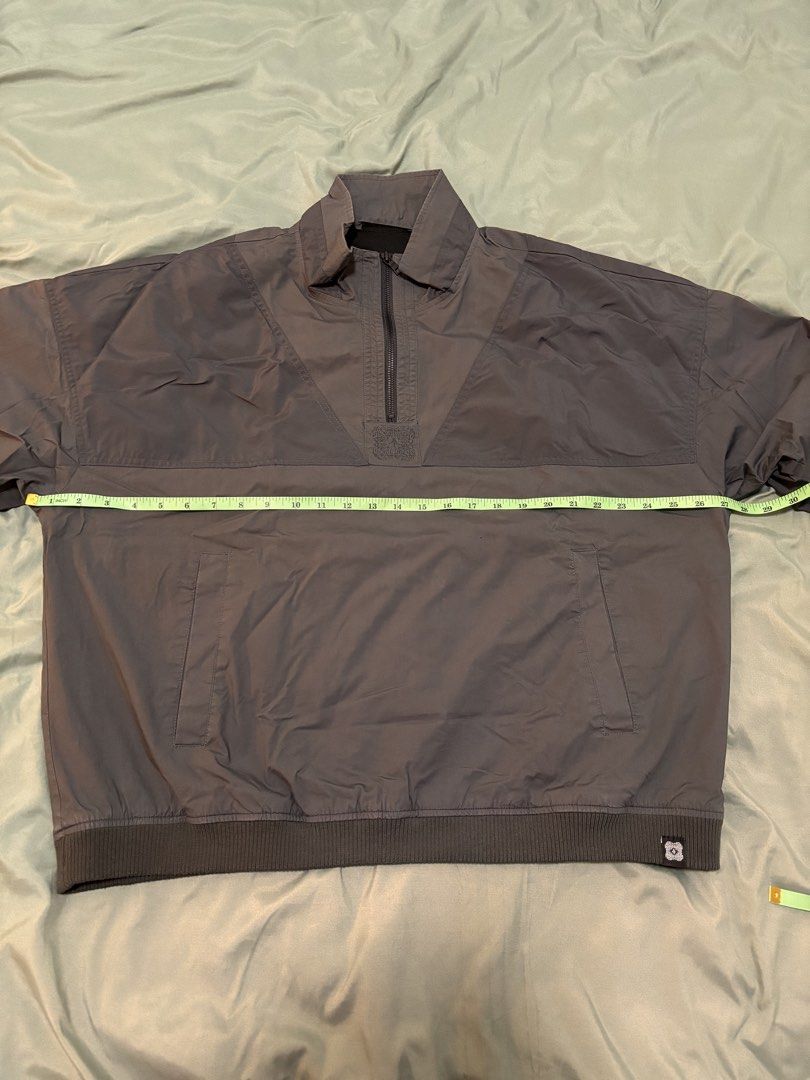 GU Jacket (Category: Coats, Jackets and Outerwear) located in Quezon City. Submitted by loverosvir (Listing ID 1460056178, Image 3). Description: .