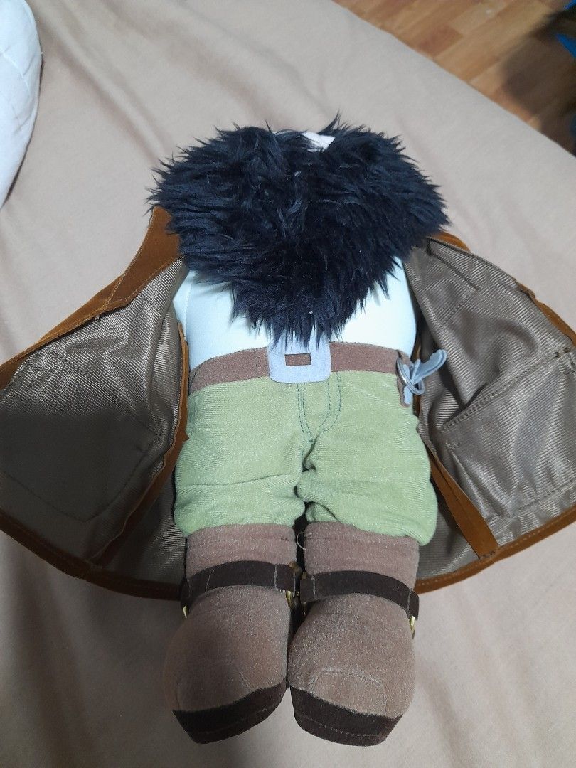 Hagrid Authentic Harry Potter Merch (Category: Western Merchandise) located in Cavite. Submitted by csdepot (Listing ID 1460038737, Image 3). Description: Removable coat Around 11-12 inches height Bought from the Harry Potter Merch in NY Stored in the cabinet RFS: moving out.