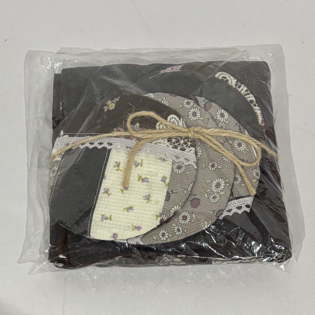 Handmade Patchwork Fabric Coasters (Category: Other Home Decor) located in Cavite. Submitted by nanangonlineshop (Listing ID 1460075550, Image 1). Description: 📌 Handmade Patchwork Fabric Coasters 🏷️ P25 ⚠️ POLICY: ❌ NO COD ✅ AS IS, WHERE IS ✅ FIRST PAY BASIS ✅ MINE NOW, PAY NOW ✅ 3-DAYS HOLD ONLY. UNPAID RESERVATIONS ARE VOIDED. 📍 Location: Cavite 👉 WE SHIP NATIONWIDE (LUZON, VISAYAS & MINDANAO) ✅ MOP: Bank Transfer (BPI) & GCash ✅ Shipping 