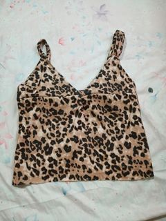 (Category: ) located in . Submitted by lulu.thrfts (Listing ID 1460006040, Image 1). Description: .
