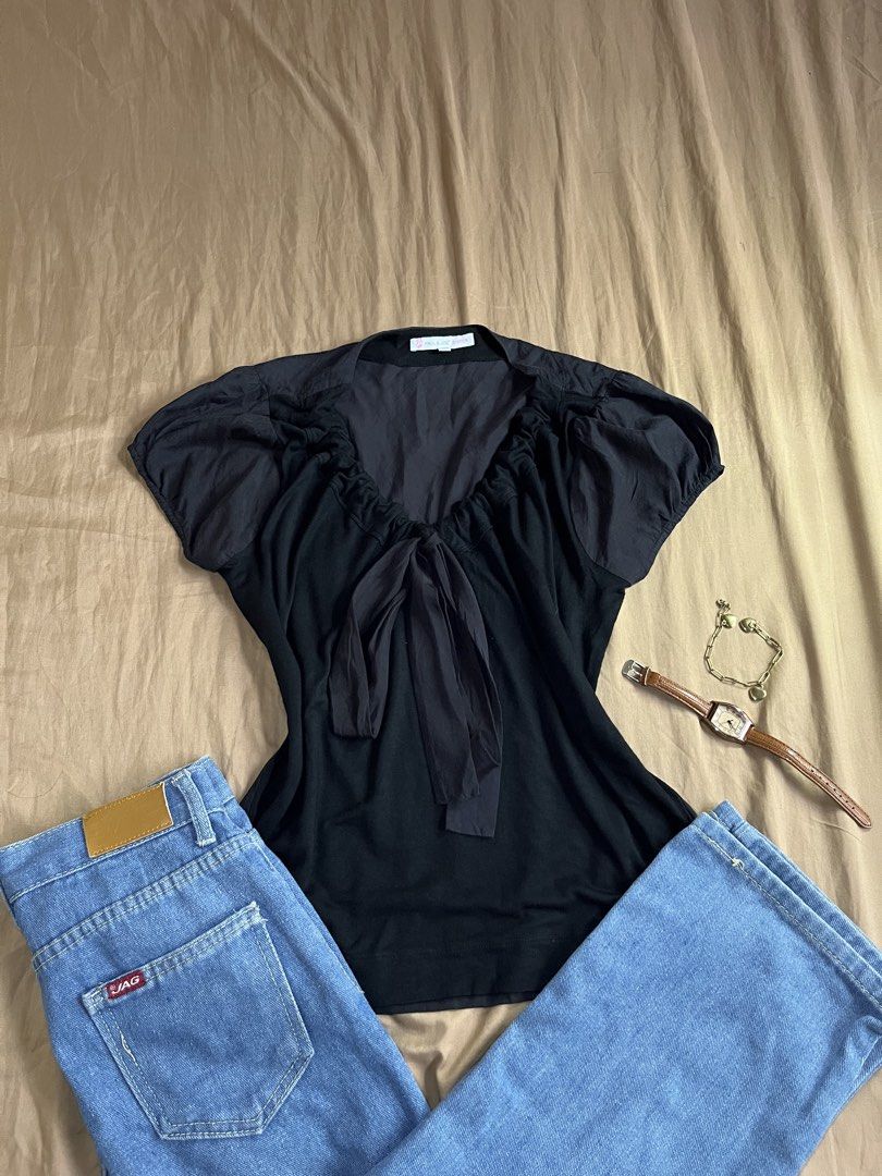 handpicked thrift top (Category: Blouses) located in Binan City. Submitted by elscheamour (Listing ID 1459990582, Image 3). Description: .