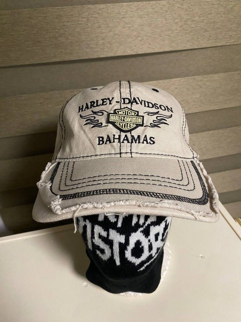 Harley davidson (Category: Caps & Hats) located in Cavite. Submitted by safehawk-c9a684 (Listing ID 1459911415, Image 1). Description: for sale harley Davidson cap one size fits all.