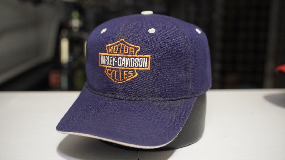HARLEY DAVIDSON VELCRO (Category: Caps & Hats) located in Butuan. Submitted by 085skatethriftshop (Listing ID 1459905896, Image 1). Description: HARLEY DAVIDSON VELCRO GOOD CONDITION.