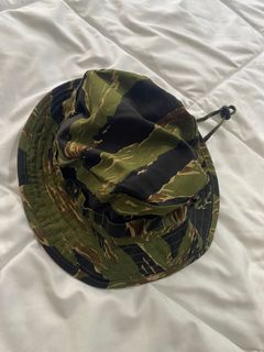 (Category: ) located in . Submitted by anjang_wardrobe (Listing ID 1459981720, Image 1). Description: .