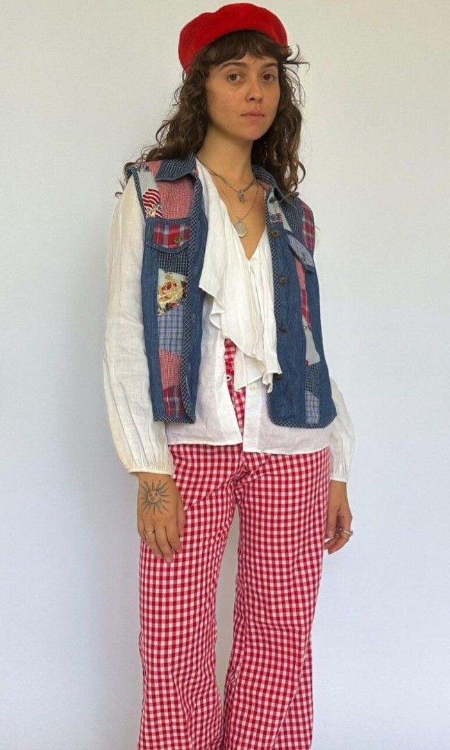 VINTAGE 1990's PLAID PATCHWORK DENIM VEST (Category: Coats, Jackets and Outerwear) located in Rizal. Submitted by closefit (Listing ID 1460005404, Image 2). Description: READ ME ❣ Accessories not included 💝 On hand and ready to ship. 💢 Actual color may vary due to lightning. 💦 I advise to wash the item before using. 💦 FIRST ONE TO PAY GETS THE ITEM. MOP: ‼️ GCASH ‼️ Bank transaction Loc: ‼️ Cainta Rizal.