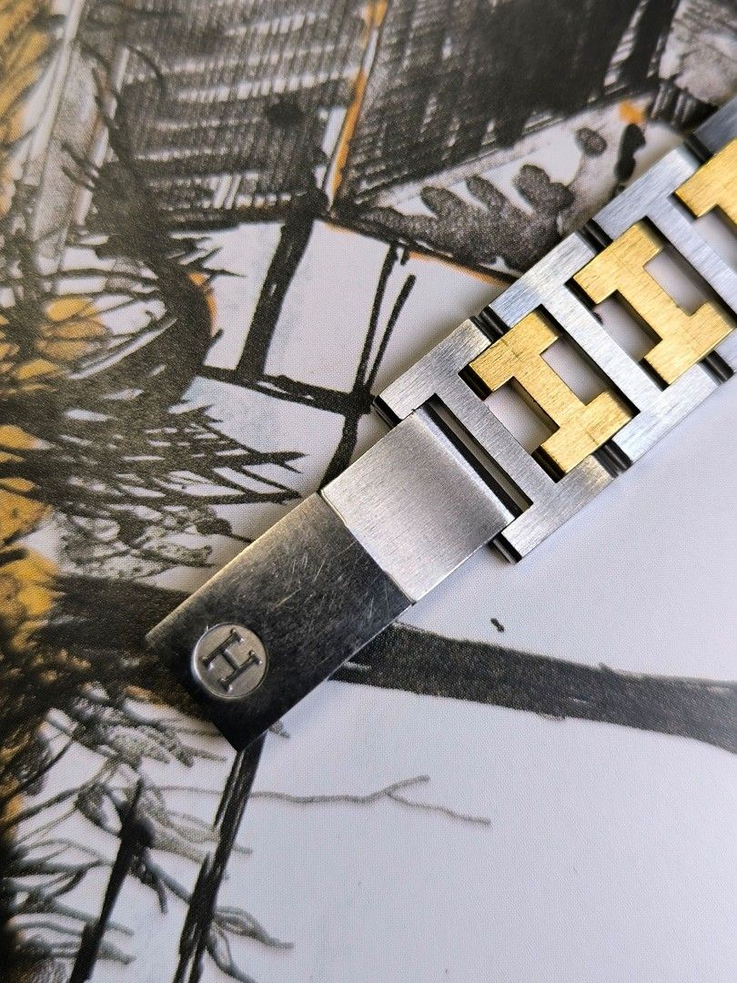 Hermes Clipper watch (Category: Women's Watches) located in Pasay City. Submitted by cassiuss (Listing ID 1460067193, Image 3). Description: 30mm Keeps accurate time Swiss movement Fits 6 inch wrist Normal signs of use Dial is clean.