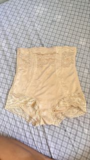 (Category: ) located in . Submitted by charlottes_boutique (Listing ID 1459966533, Image 1). Description: .