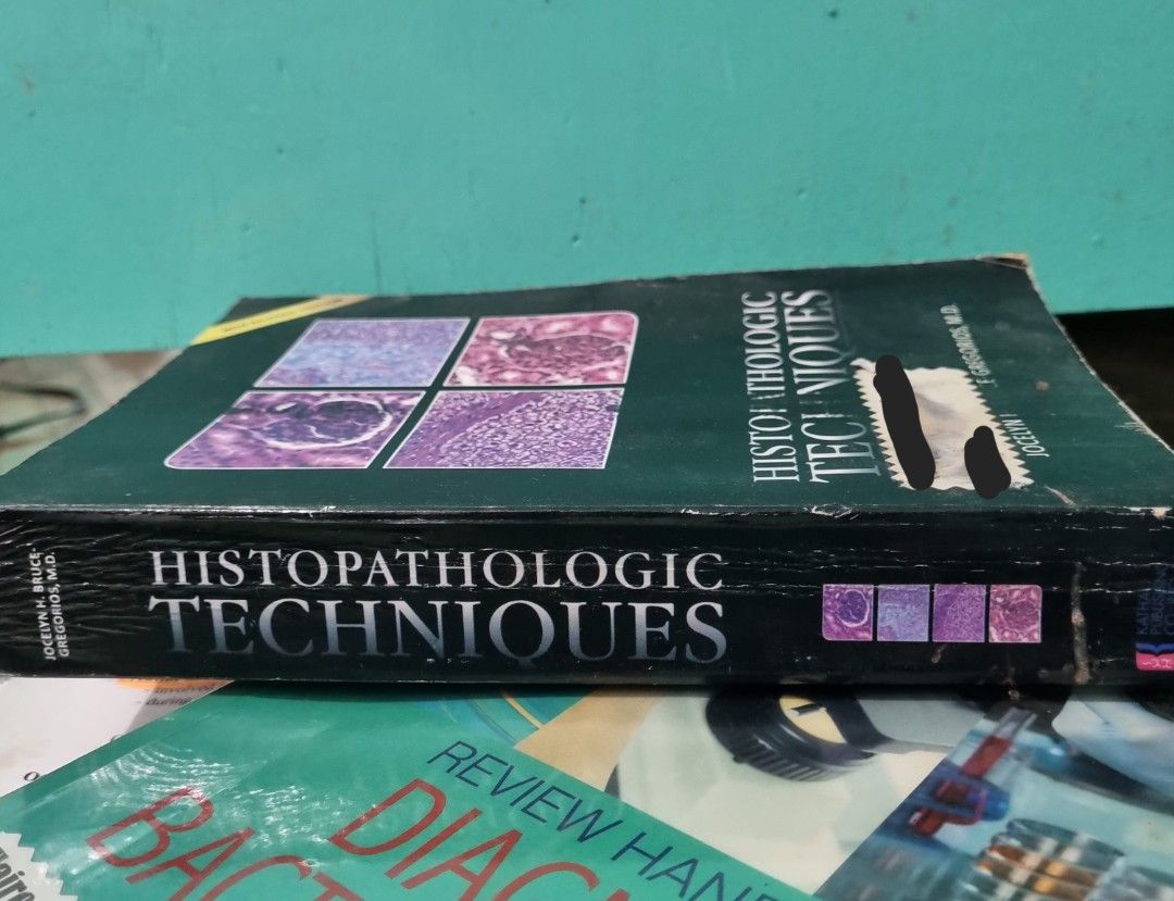 Histopathologic Techniques 2016 Revised Edition Book (Category: Medical Supplies & Tools) located in Quezon City. Submitted by clairermt (Listing ID 1459912203, Image 2). Description: - Histopathologic Techniques book - 2016 Revised Edition - Great reference for histopathology studies - Covers a wide range of techniques - Please check photos for detailed condition - Essential for medical students and professionals.