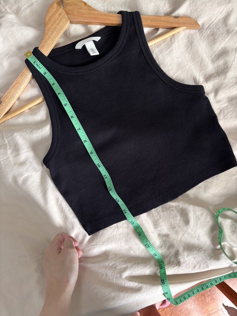 H&M Black Tank Top (Category: Others Tops) located in Quezon City. Submitted by loverosvir (Listing ID 1460059676, Image 3). Description: .