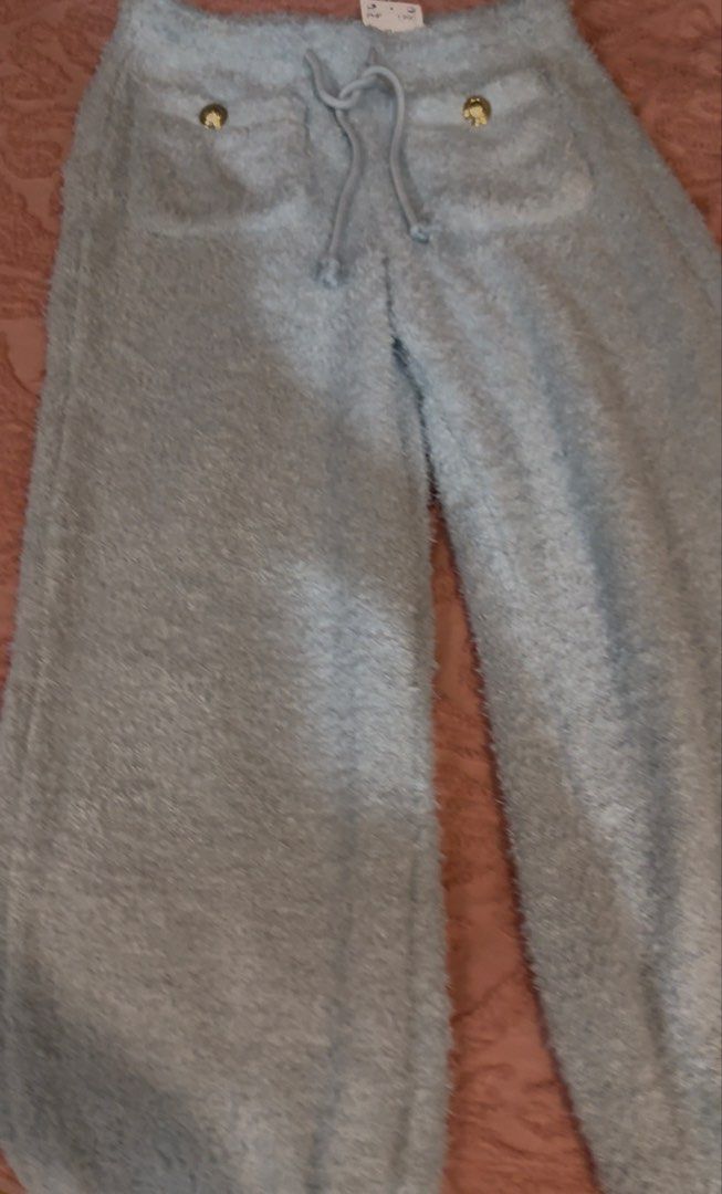 ⋆. 𐙚 ˚ h&m fur like pajama (Category: Other Bottoms) located in Makati City. Submitted by thezarachives (Listing ID 1460100880, Image 2). Description: .