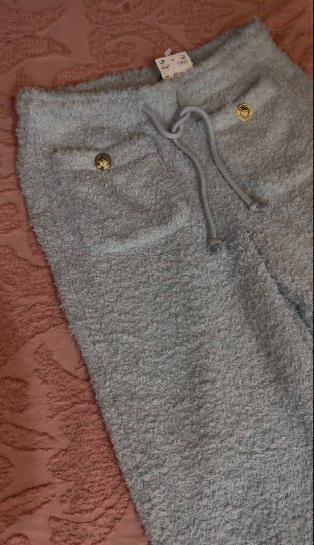 ⋆. 𐙚 ˚ h&m fur like pajama (Category: Other Bottoms) located in Makati City. Submitted by thezarachives (Listing ID 1460100880, Image 1). Description: .