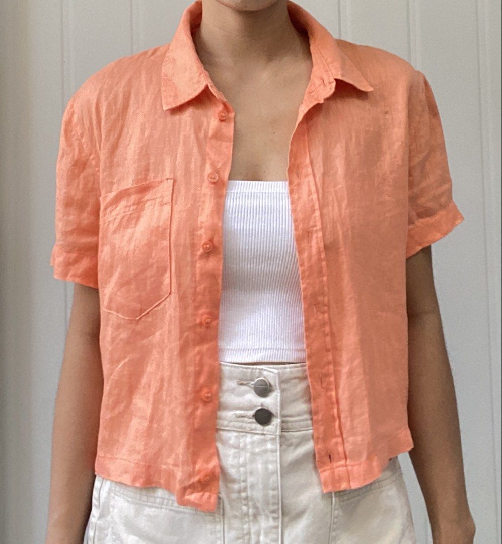 H&M Linen Top (Category: Blouses) located in Manila. Submitted by shoppwithrona (Listing ID 1460066433, Image 2). Description: Linen top.